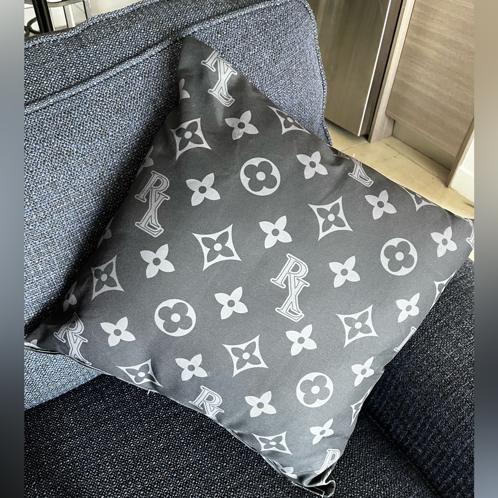15x15 Poly-Twill Vintage Black Rolling Loud LV pillow